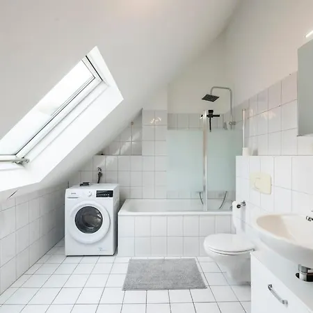 Maisonette-wohnung In Griesheim! 公寓
